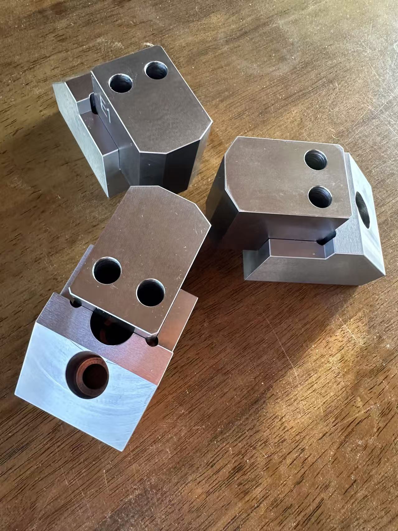 部品加工及び組立