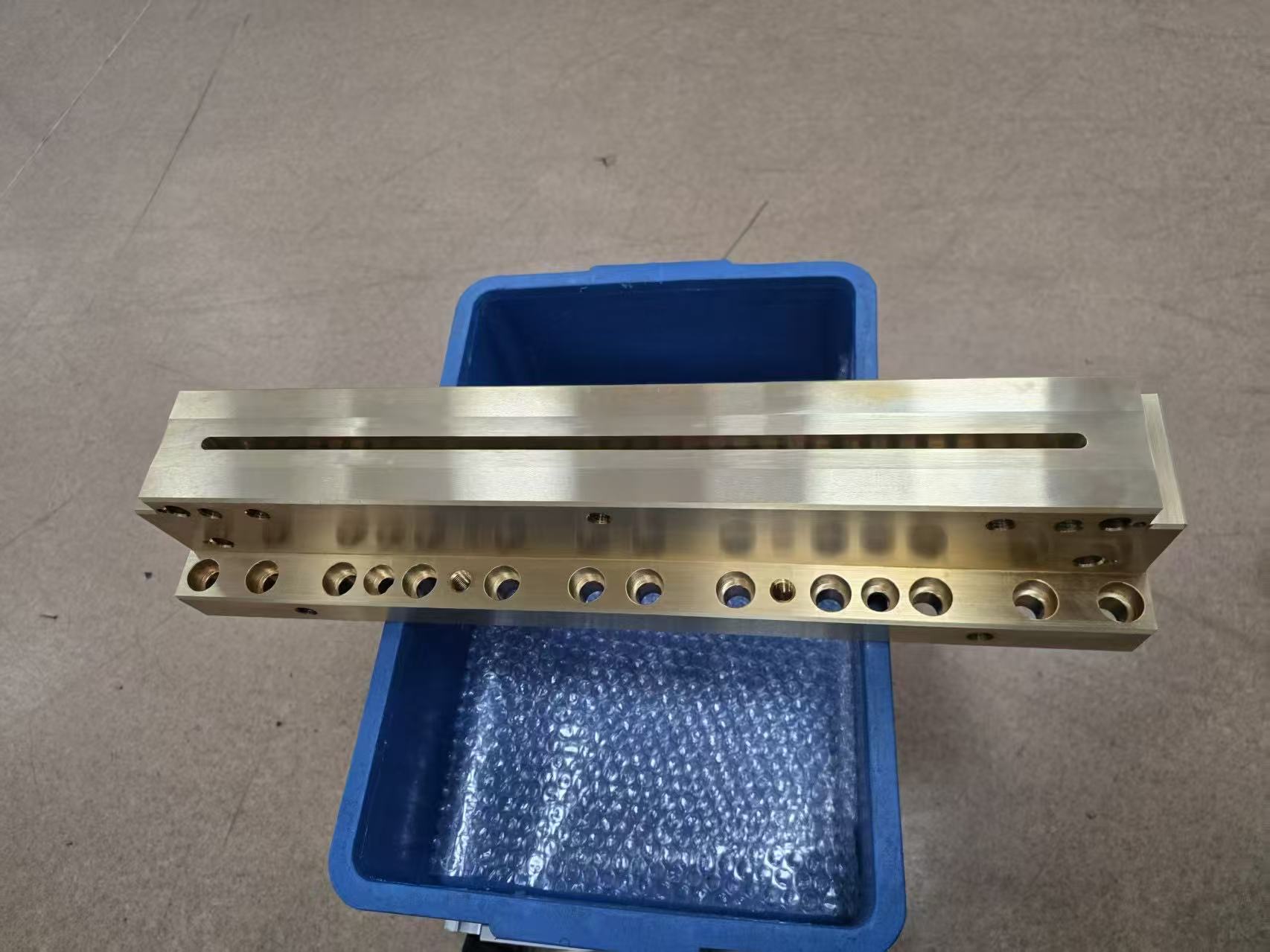 部品加工及び組立